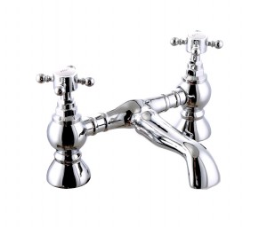 Ashwick Traditional Crosshead Bath Filler Mixer Tap - Chrome and White