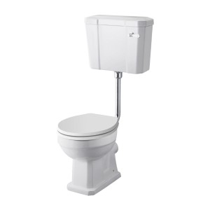 Wellington Traditional Low Level Toilet with Flush Pipe Kit and White Soft Close Seat