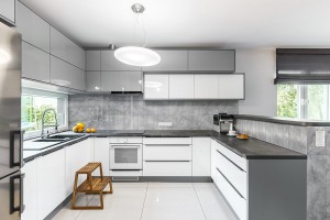 Onix Smoke Marble Effect Tile 300x100x8mm - 1.2sqm - 40 - Box Qty