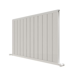 Carisa Elite 600 x 895mm Traffic/Glossy White Designer Aluminium Radiator