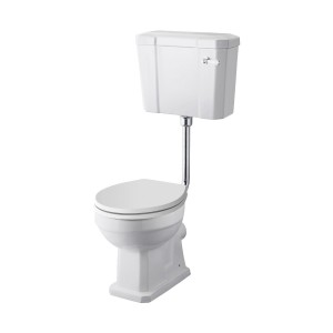 Wellington Traditional Comfort Height Low Level Toilet with Flush Pipe Kit and White Soft Close Seat
