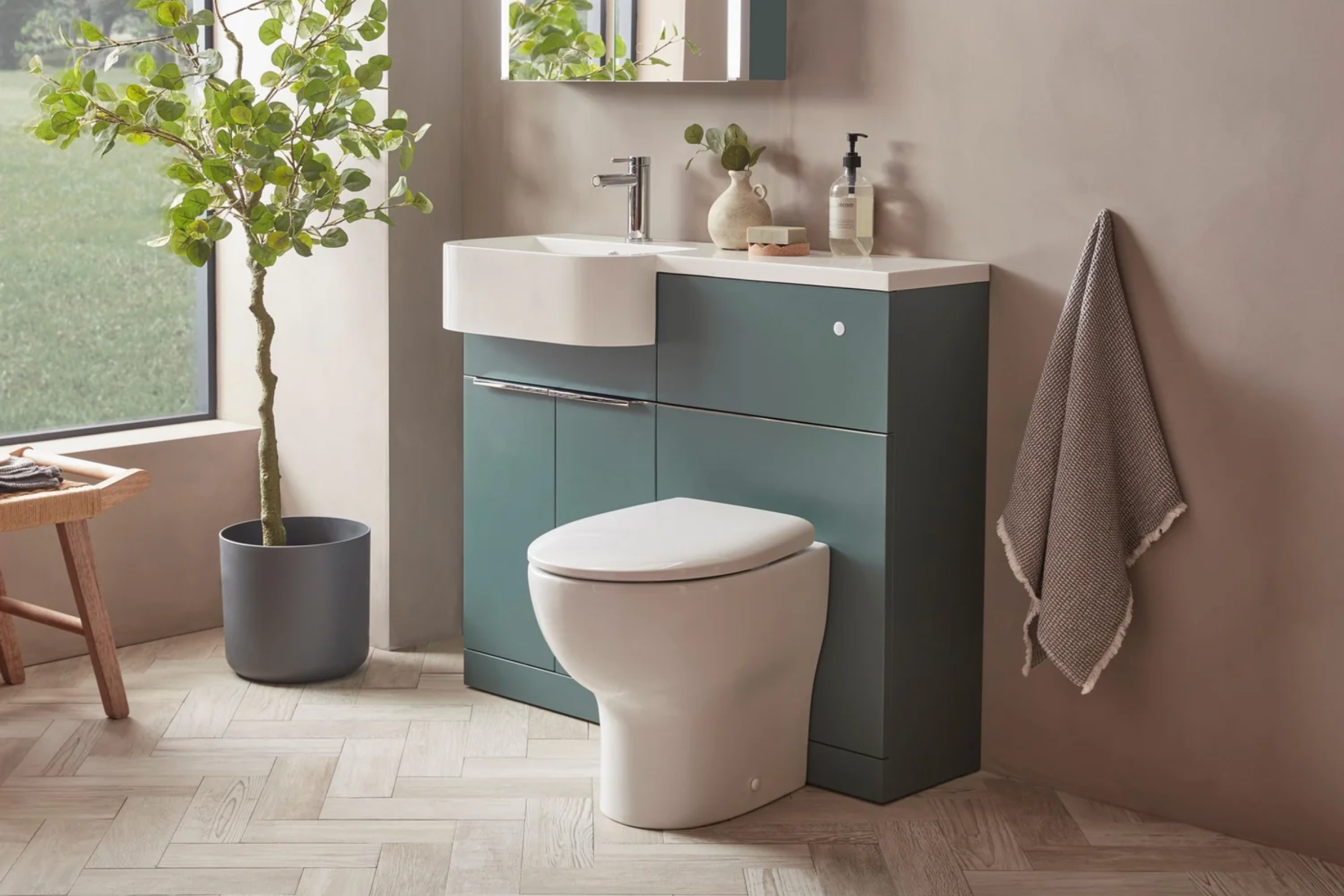 Stylish Green Combination Unit In Bathroom Space